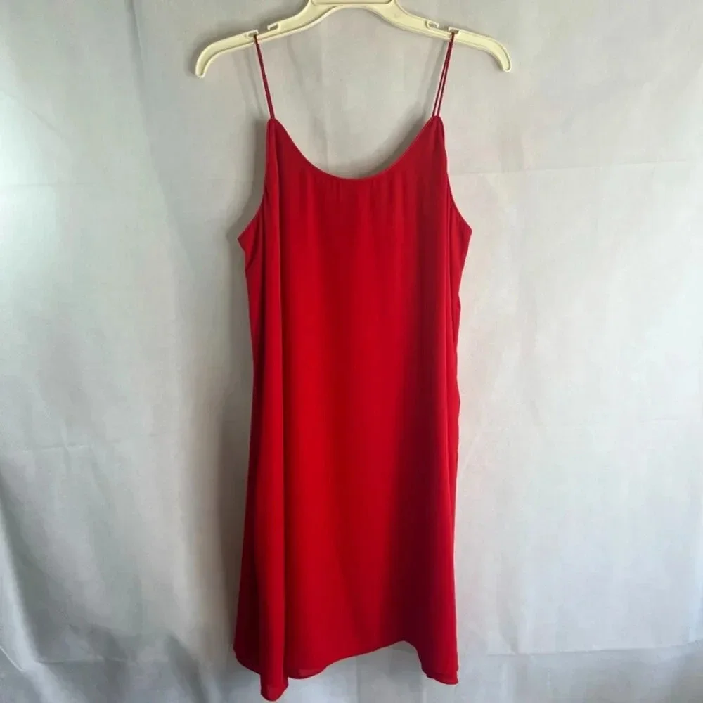 Francesca's Alya Bold Red Spaghetti Strap‎ Lined Slip Dress Size Medium